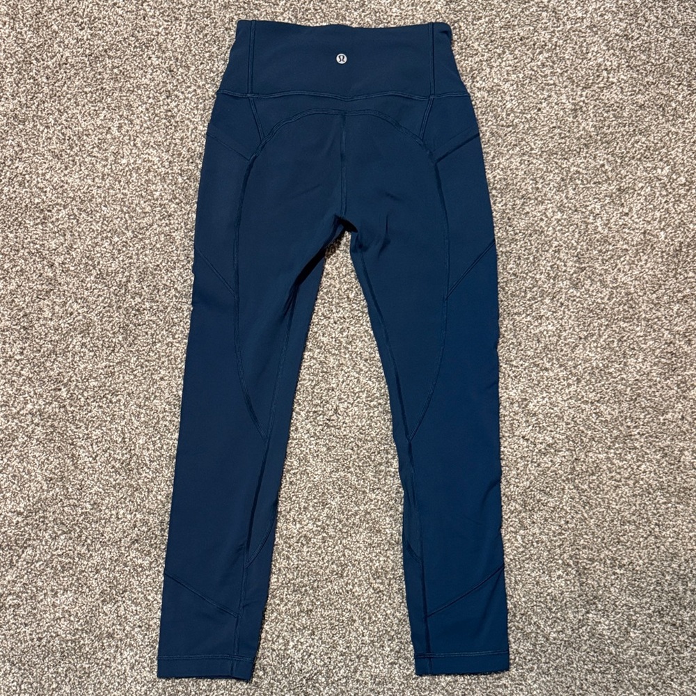 Lululemon leggings 
Sz 4 
Blue